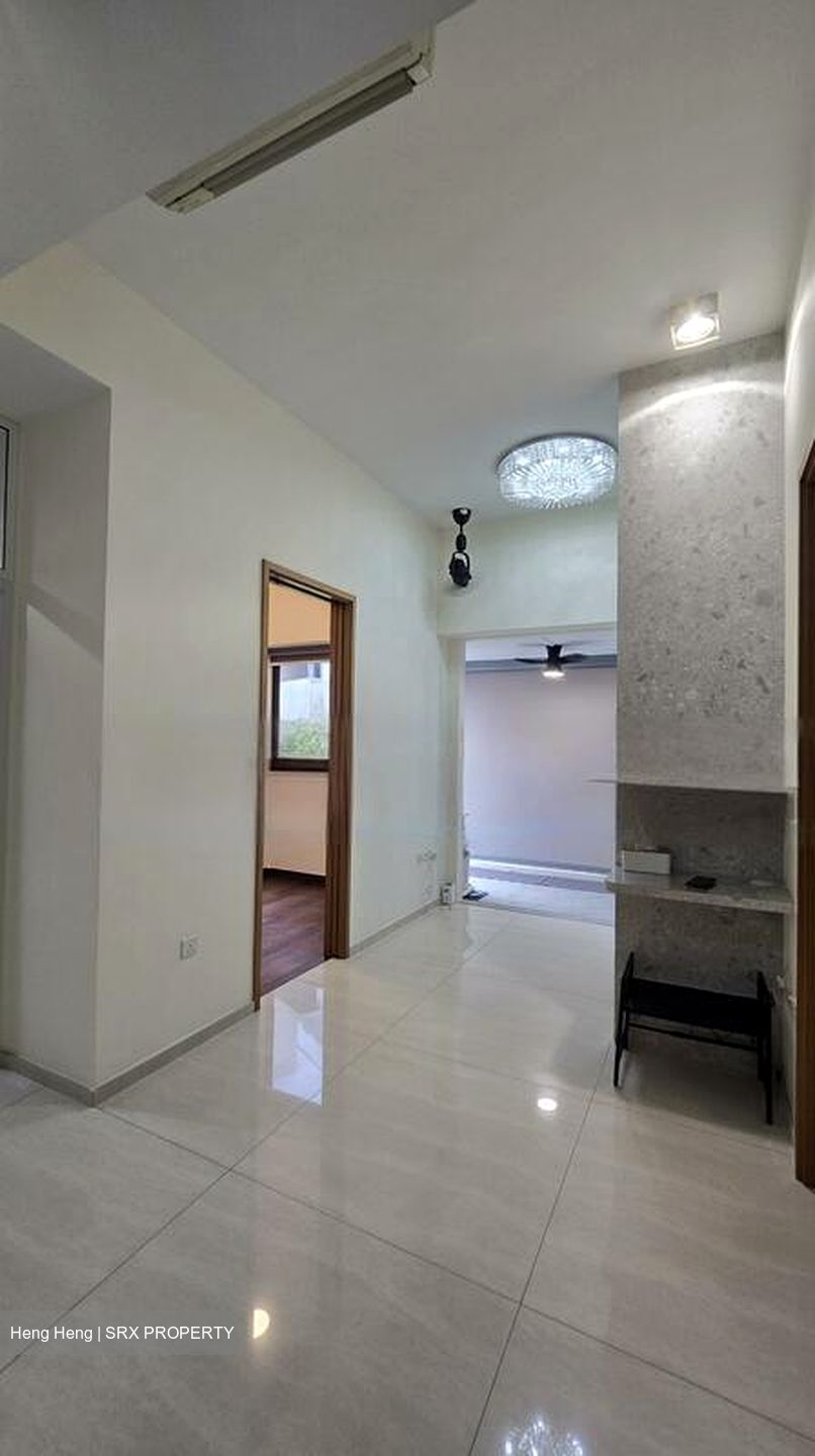 Daisy Suites (D13), Apartment #485502971